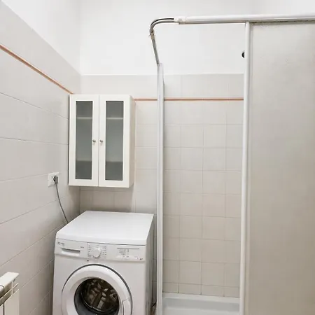 Immobiliare La Rosetana - Residenza Pontile 1 *